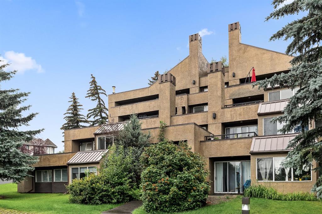 Picture of 6, 105 Village Heights SW, Calgary Real Estate Listing