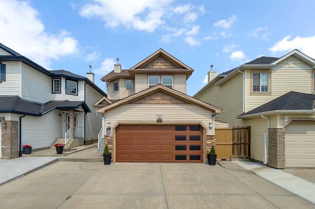 Picture of 16 Saddletree Close NE, Calgary Real Estate Listing