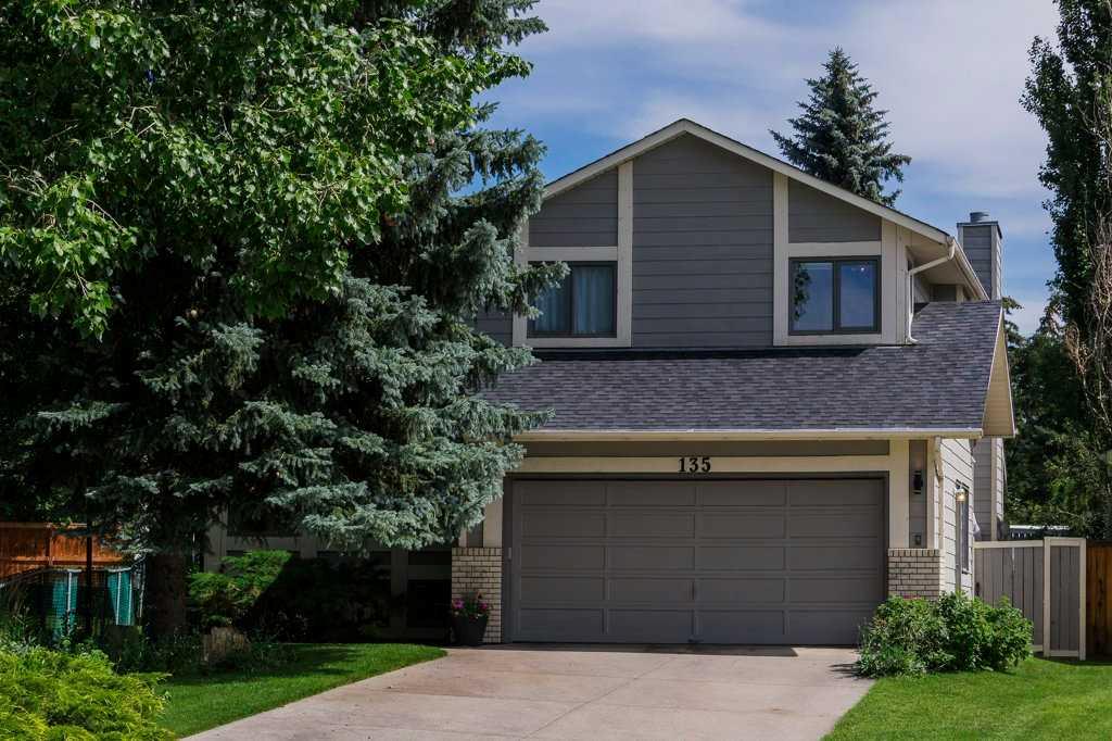 Picture of 135 Sunhaven Bay SE, Calgary Real Estate Listing