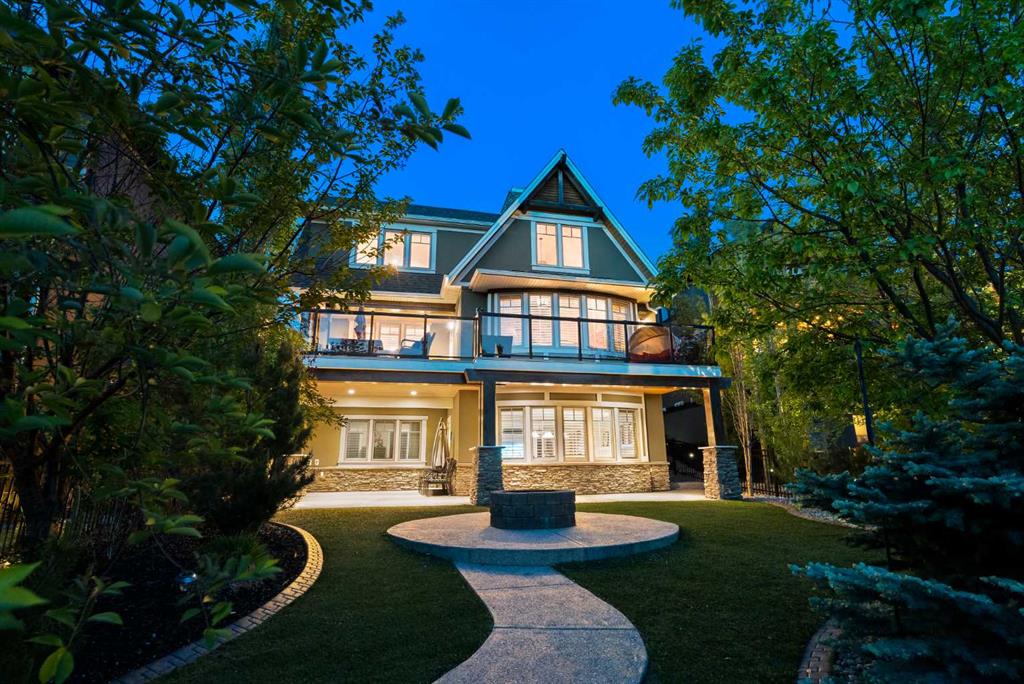 Picture of 384 Coopers Terrace SW, Airdrie Real Estate Listing