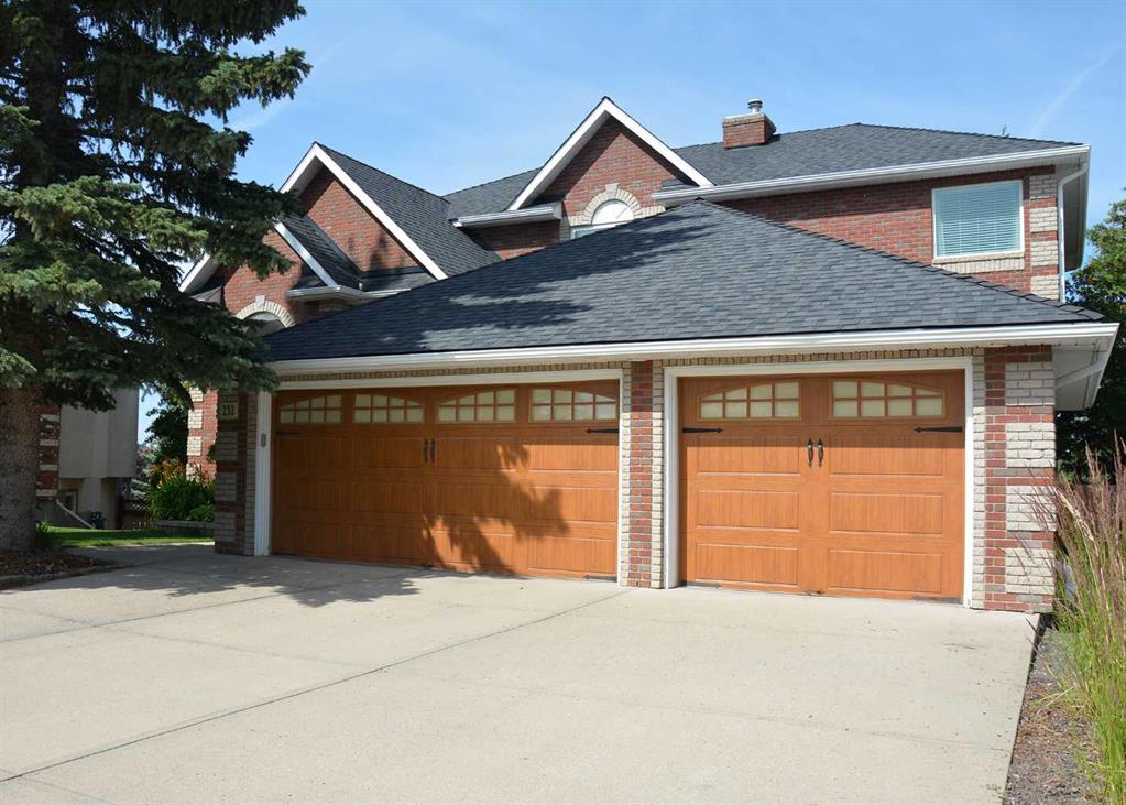 Picture of 232 Christie Knoll Point SW, Calgary Real Estate Listing