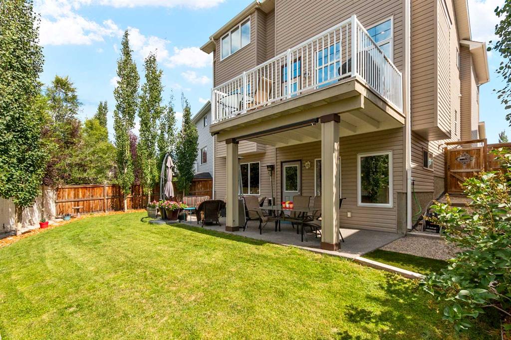 Picture of 117 Kingsland Court SE, Airdrie Real Estate Listing