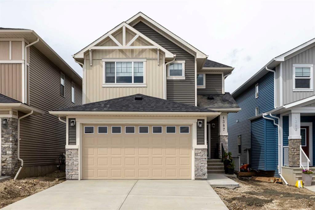 Picture of 1387 Bayview Crescent SW, Airdrie Real Estate Listing