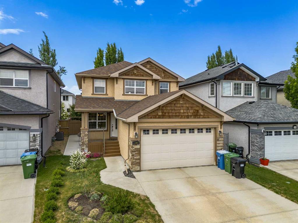 Picture of 196 Everwillow Park SW, Calgary Real Estate Listing