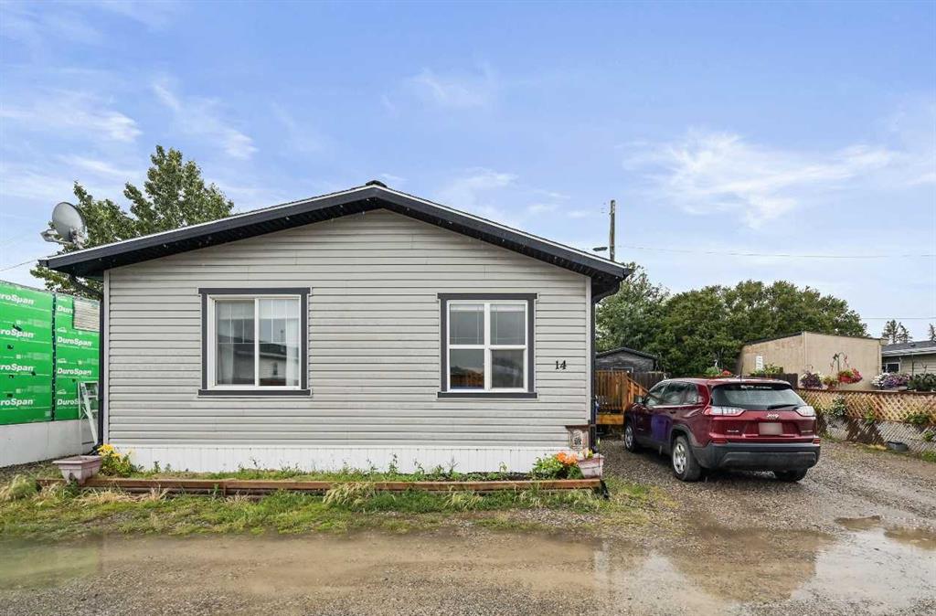 Picture of 14 Park Road , Carstairs Real Estate Listing