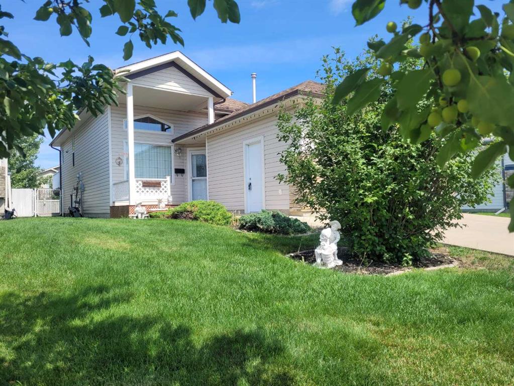 Picture of 10728 74 Avenue , Grande Prairie Real Estate Listing