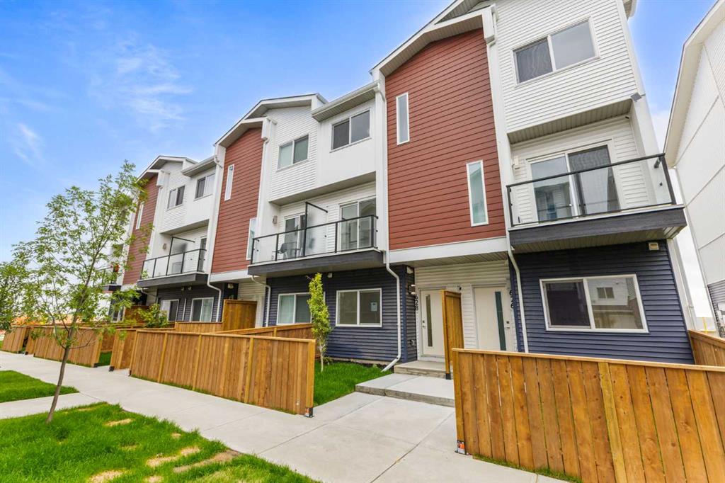Picture of 628 Red Sky Villas NE, Calgary Real Estate Listing