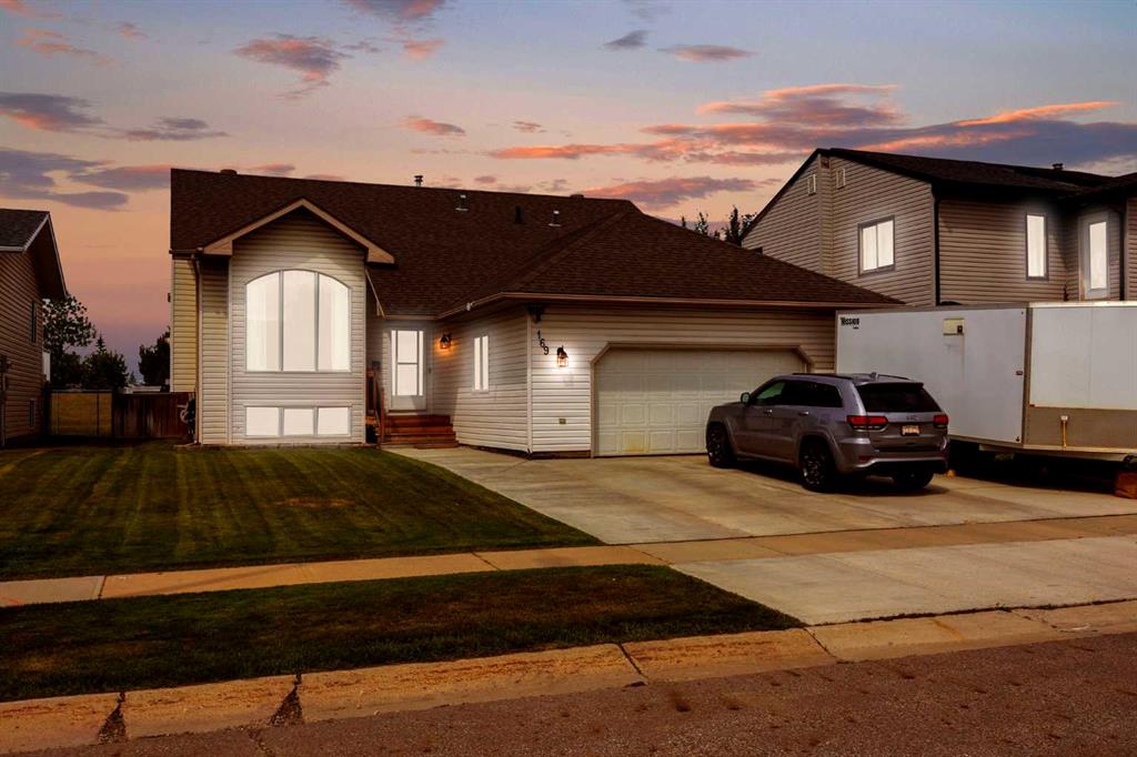Picture of 169 Bacon Place , Fort McMurray Real Estate Listing