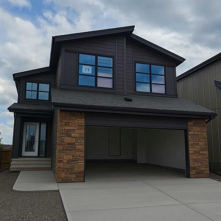 Picture of 77 Heartwood Lane SE, Calgary Real Estate Listing