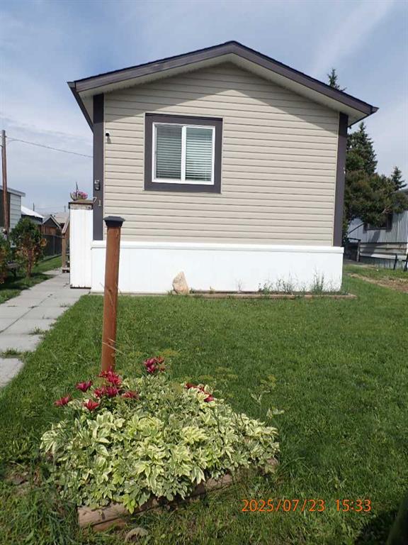 Picture of 71, 4000 Minto ST  , Penhold Real Estate Listing
