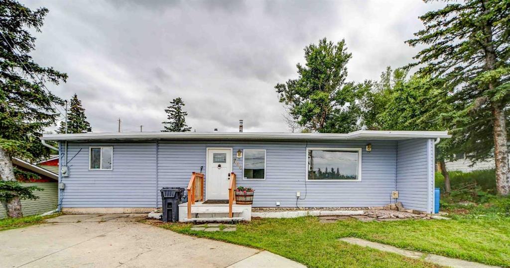 Picture of 764 Hyde Street , Pincher Creek Real Estate Listing