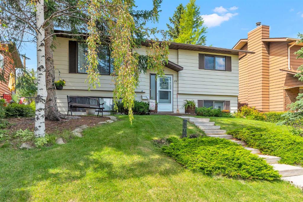Picture of 39 Beaconsfield Rise NW, Calgary Real Estate Listing