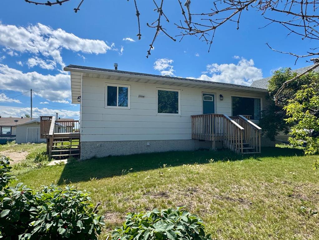 Picture of 9913 98 Avenue , La Glace Real Estate Listing