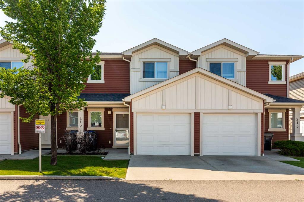 Picture of 2, 213 Silkstone Road W, Lethbridge Real Estate Listing