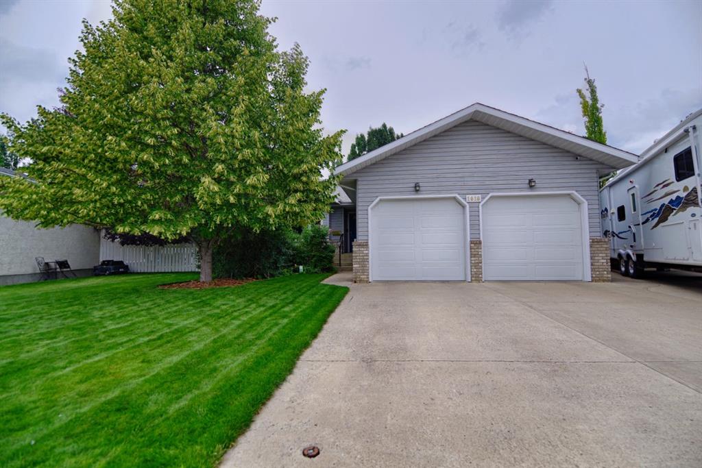 Picture of 1618 22A Street , Coaldale Real Estate Listing