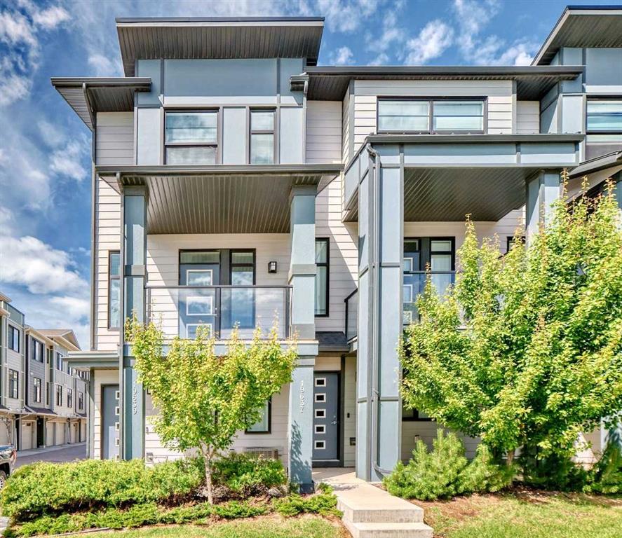 Picture of 19639 42 Street SE, Calgary Real Estate Listing
