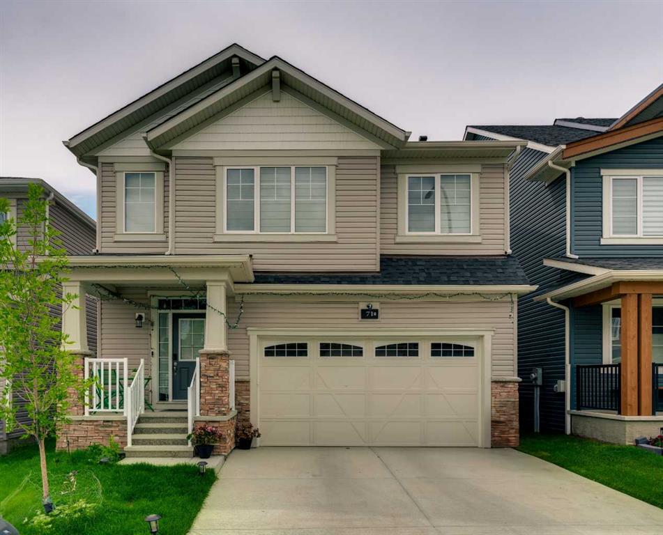 Picture of 71 Carringwood Grove NW, Calgary Real Estate Listing