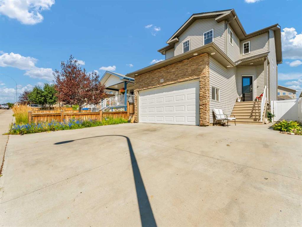 Picture of 58 Terrace Street NE, Medicine Hat Real Estate Listing