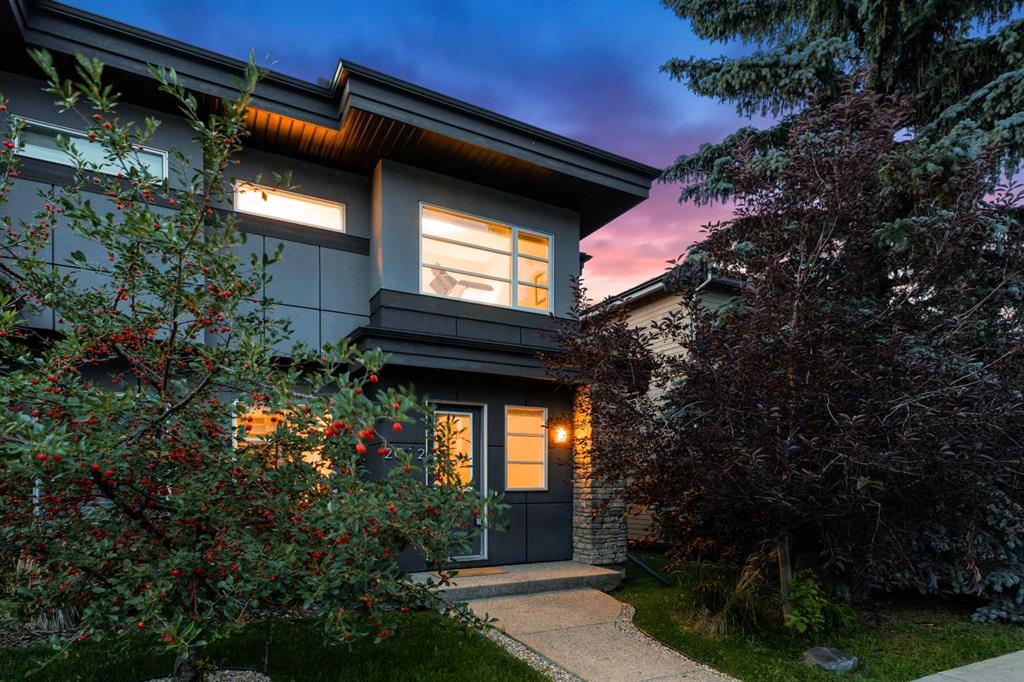 Picture of 2012 35 Avenue SW, Calgary Real Estate Listing