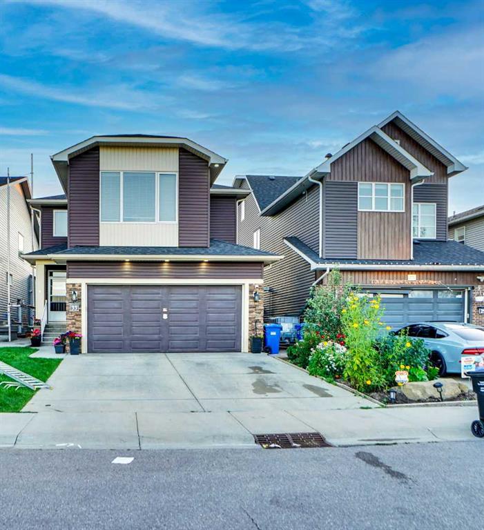 Picture of 33 Savanna Green NE, Calgary Real Estate Listing