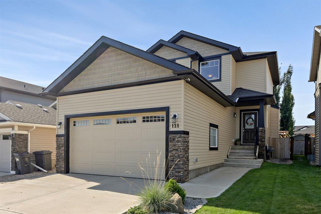 Picture of 121 Wildrose Green , Strathmore Real Estate Listing