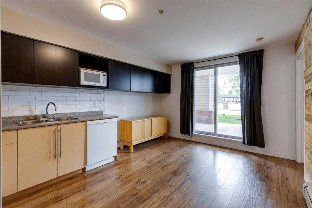 Picture of 103, 17 Country Village Bay NE, Calgary Real Estate Listing