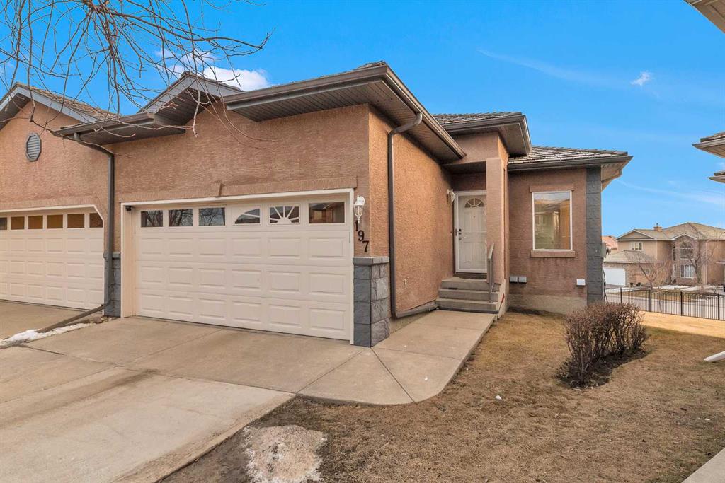 Picture of 197 Royal Crest View NW, Calgary Real Estate Listing