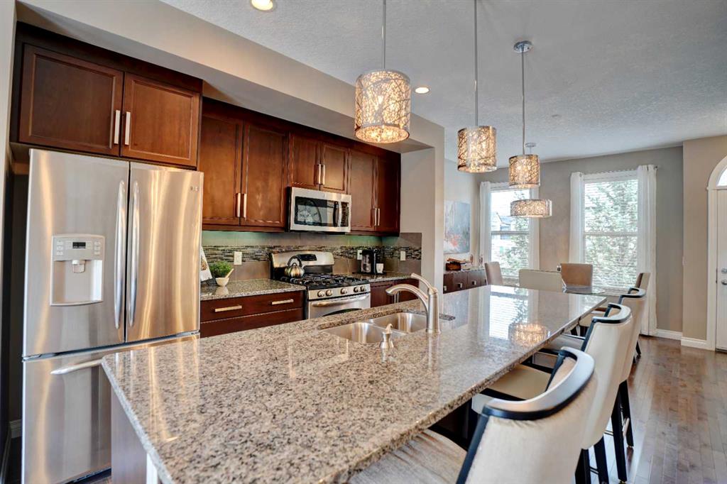 Picture of 13 Sage Meadows Terrace NW, Calgary Real Estate Listing
