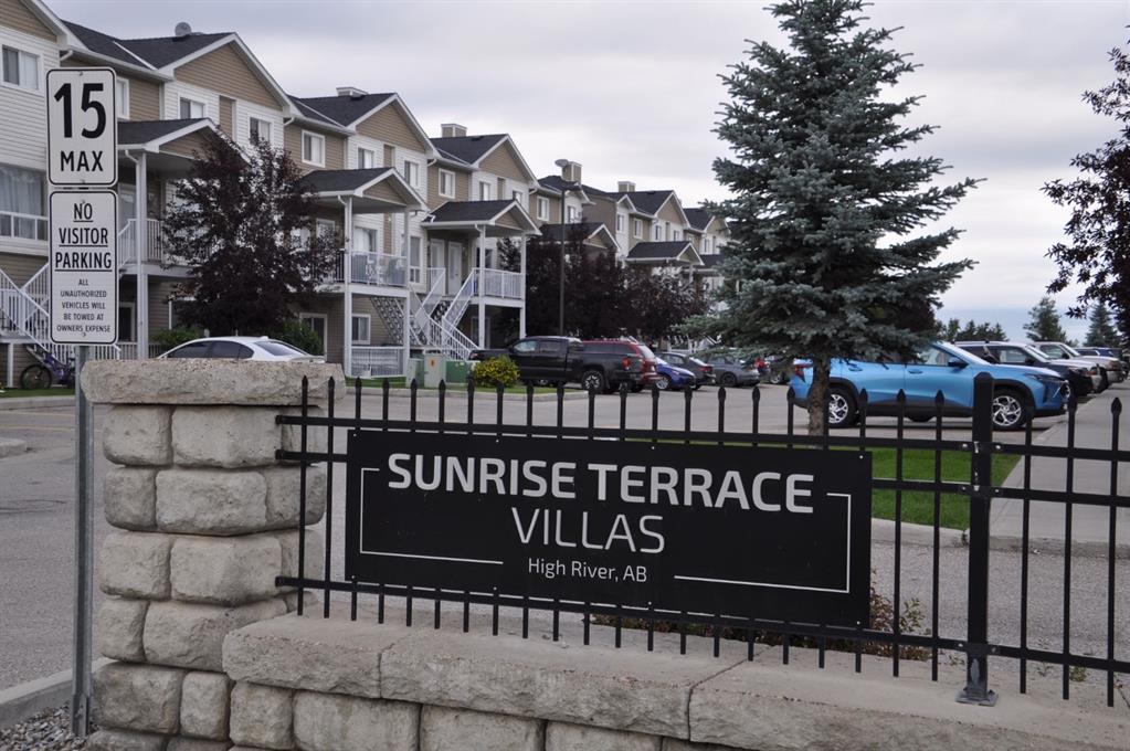 Picture of 332 Sunrise Terrace NE, High River Real Estate Listing