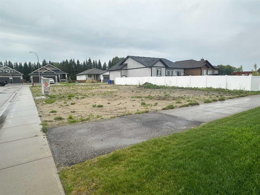 Picture of 38 Viceroy Crescent , Olds Real Estate Listing