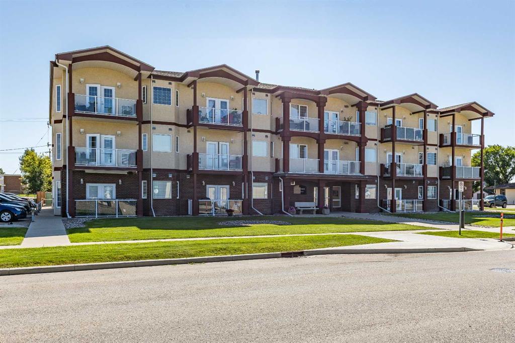 Picture of 209, 105 Main Street S, Redcliff Real Estate Listing