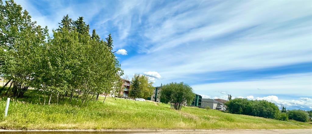 Picture of 9825 99 Avenue , Lac La Biche Real Estate Listing