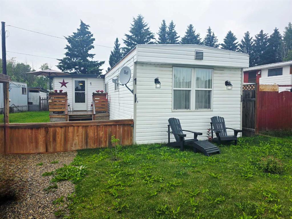 Picture of 1, 110 22 Highway , Cremona Real Estate Listing