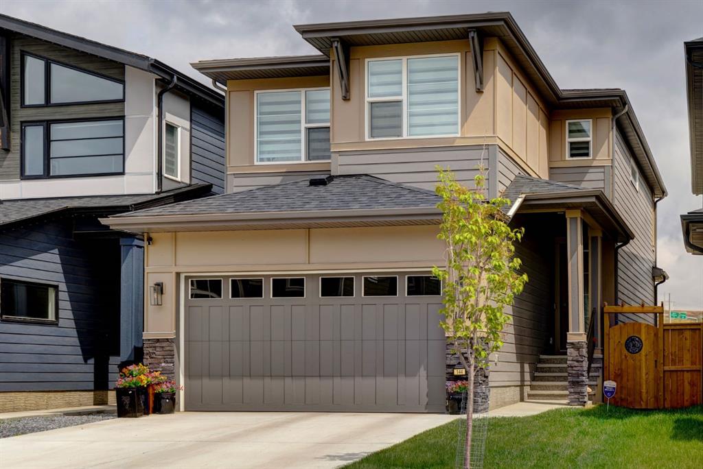 Picture of 144 Cranbrook Gardens SE, Calgary Real Estate Listing
