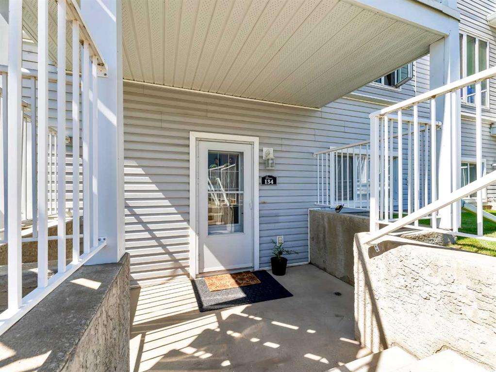Picture of 134 Northlands Pointe NE, Medicine Hat Real Estate Listing