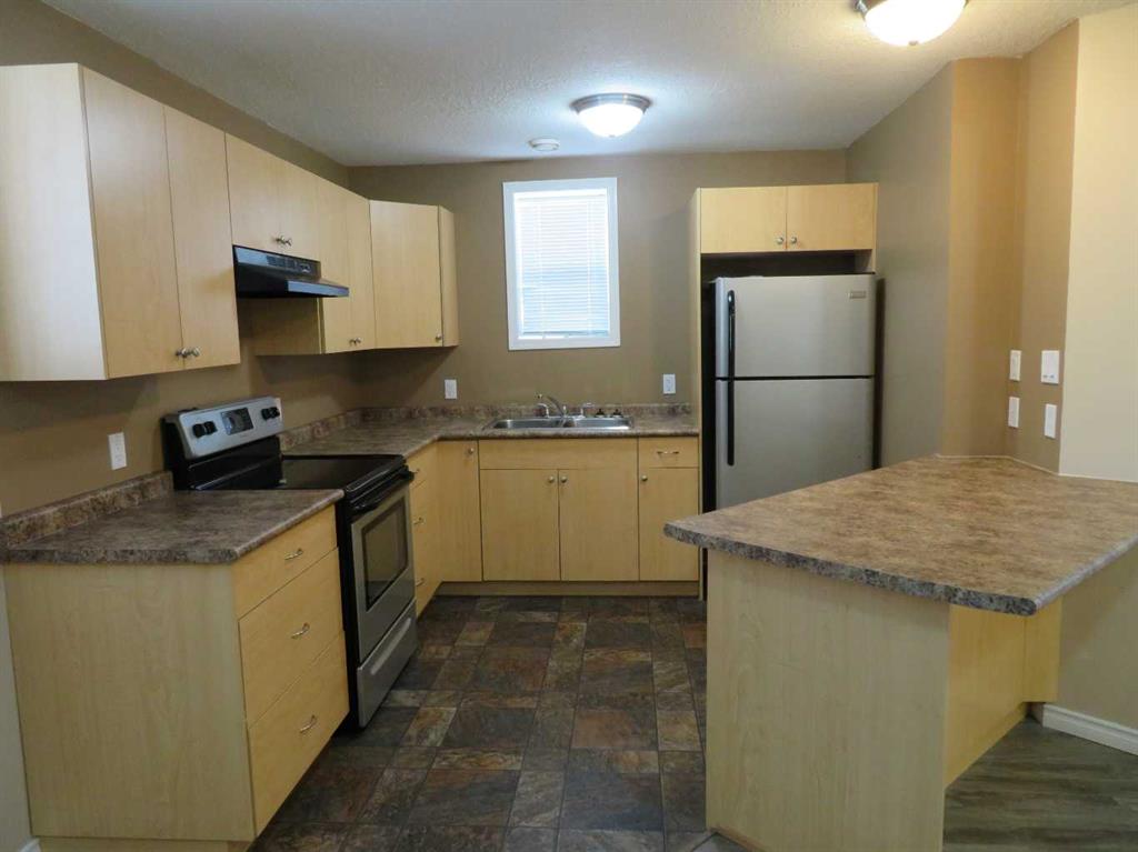 Picture of 5, 5524 49 Avenue , Lloydminster Real Estate Listing