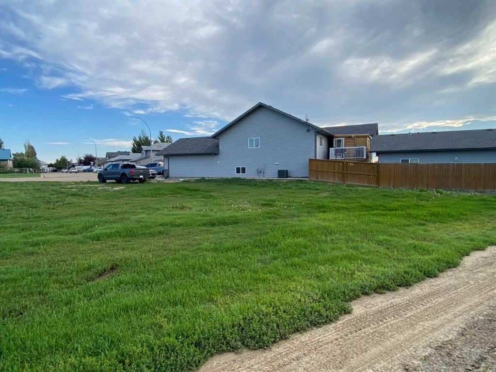 Picture of 79 Upland Manor W, Brooks Real Estate Listing