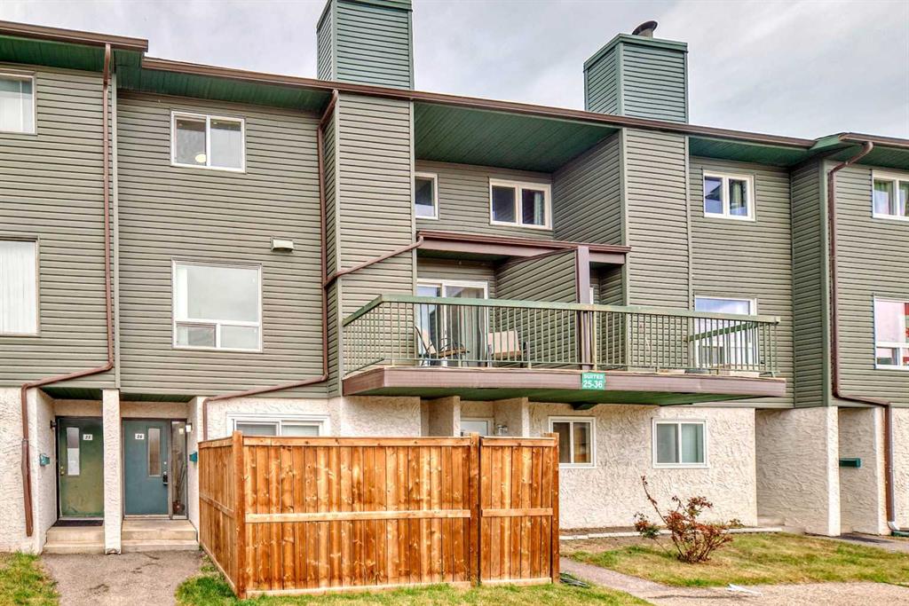 Picture of 26, 2511 38 Street NE, Calgary Real Estate Listing