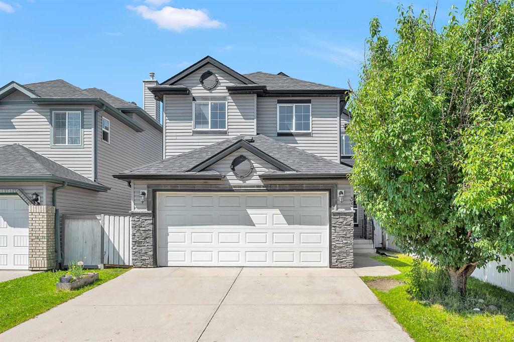 Picture of 35 Saddlehorn Crescent NE, Calgary Real Estate Listing