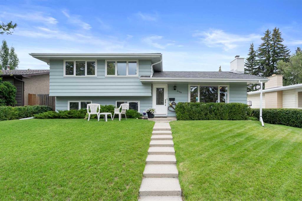 Picture of 5720 Lakeview Drive SW, Calgary Real Estate Listing