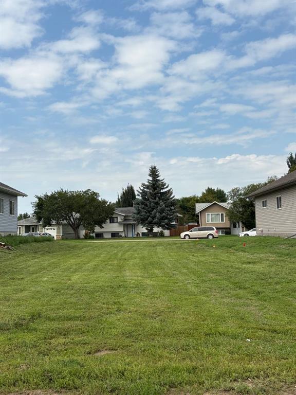 Picture of 117 Upland Boulevard W, Brooks Real Estate Listing