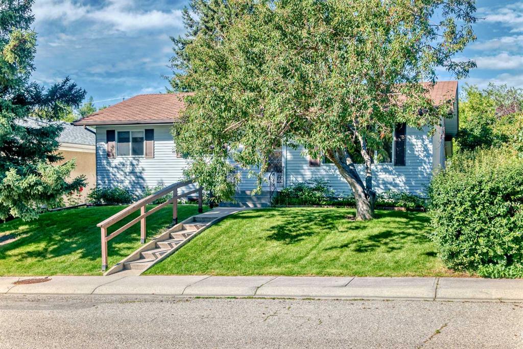 Picture of 167 Huntridge Road NE, Calgary Real Estate Listing