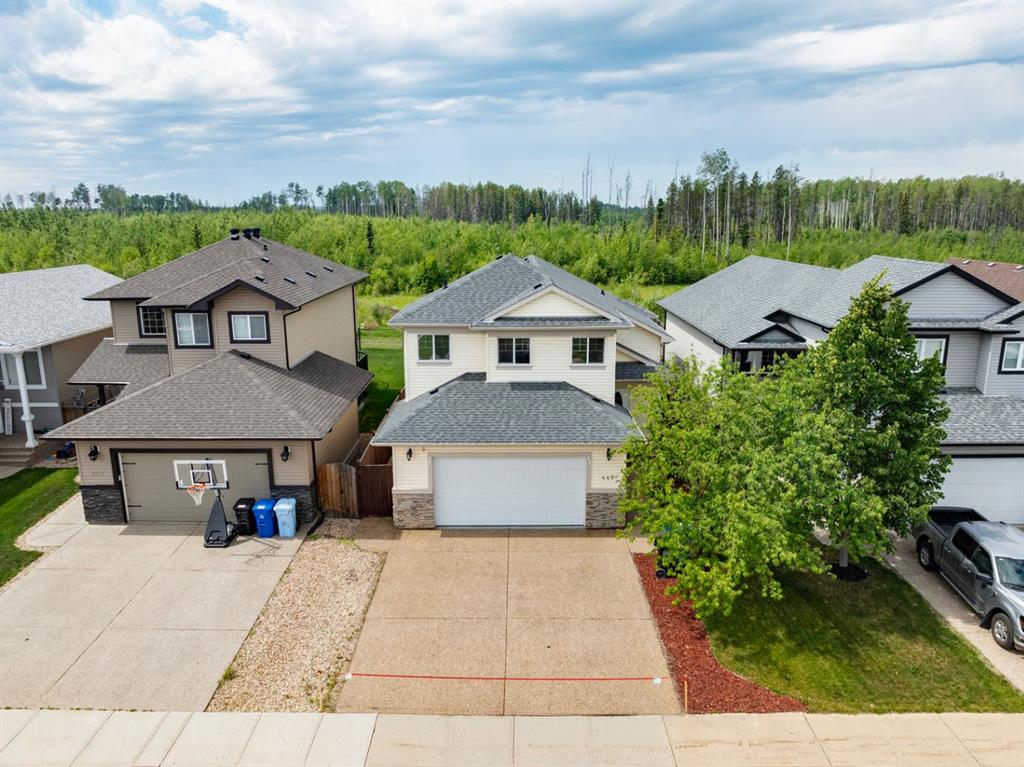 Picture of 449 Walnut Crescent , Fort McMurray Real Estate Listing