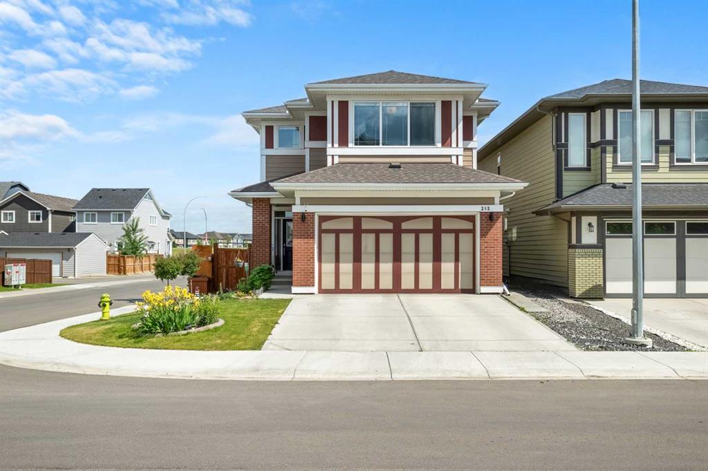 Picture of 212 Magnolia Heath SE, Calgary Real Estate Listing