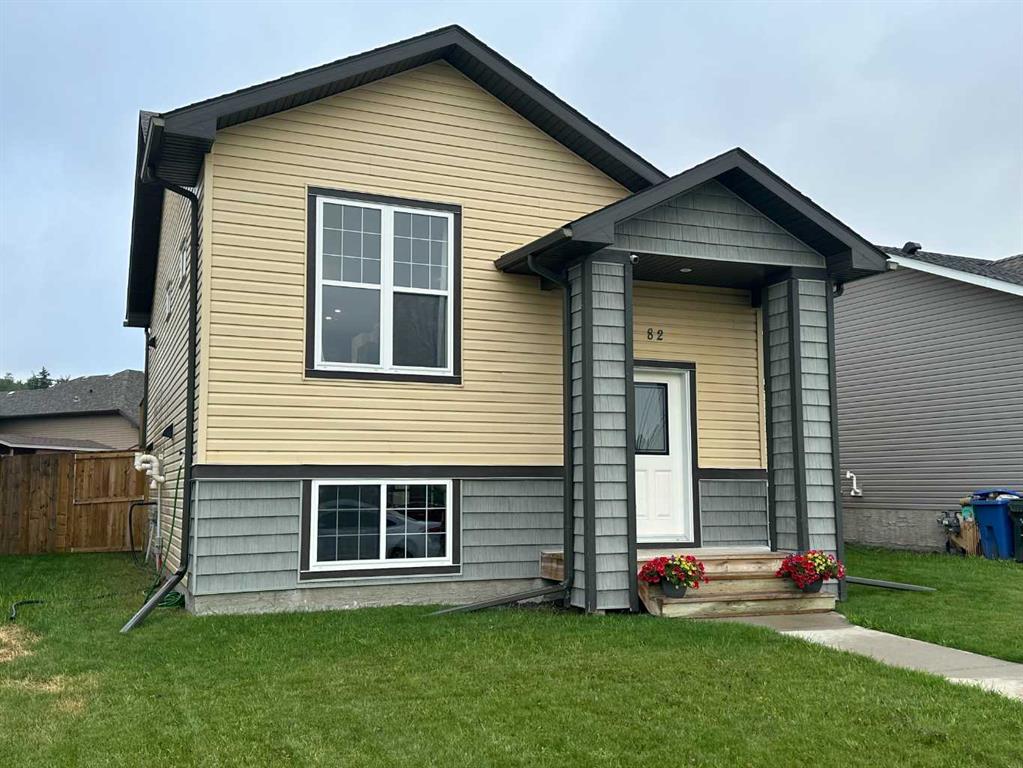 Picture of 82 Valarosa Drive , Didsbury Real Estate Listing