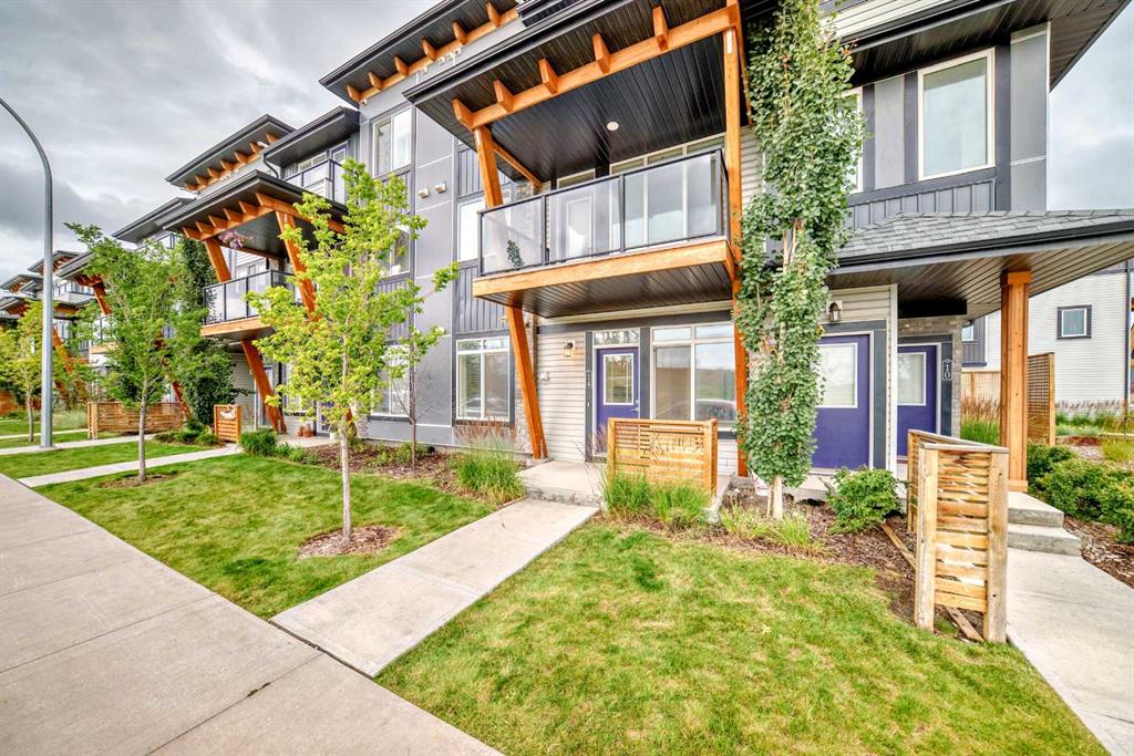 Picture of 14 Savanna Passage NE, Calgary Real Estate Listing