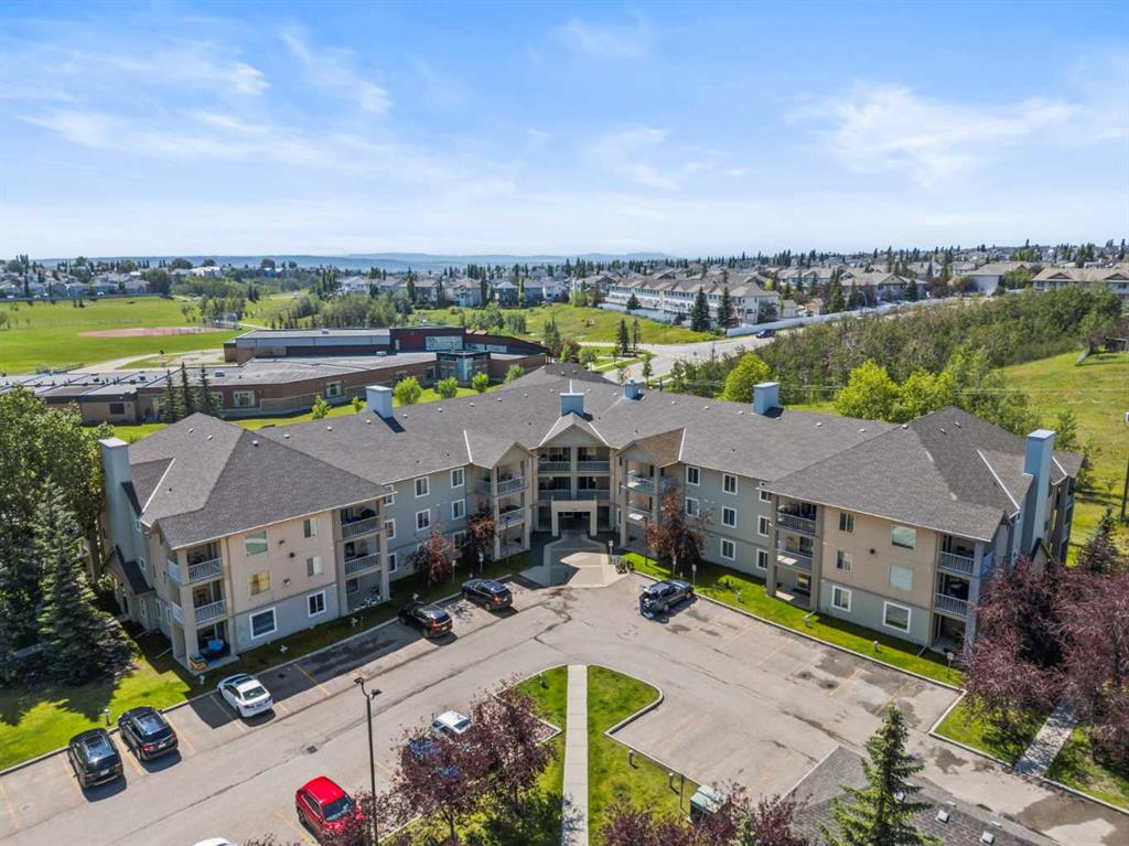 Picture of 109, 1000 Citadel Meadow Point NW, Calgary Real Estate Listing