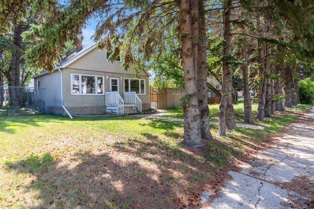Picture of 4631 45 Street , Lloydminster Real Estate Listing