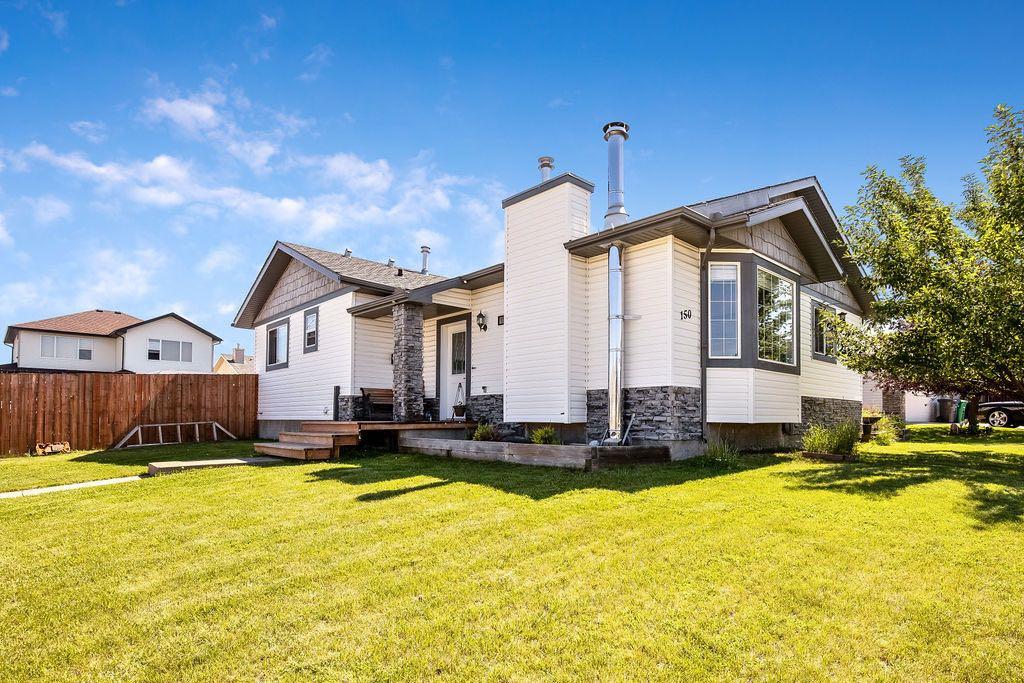 Picture of 150 Willow Ridge Crescent , Diamond Valley Real Estate Listing