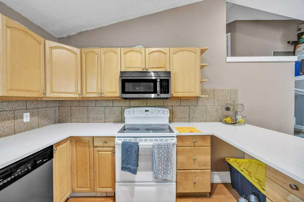 Picture of 32 Martindale Boulevard NE, Calgary Real Estate Listing